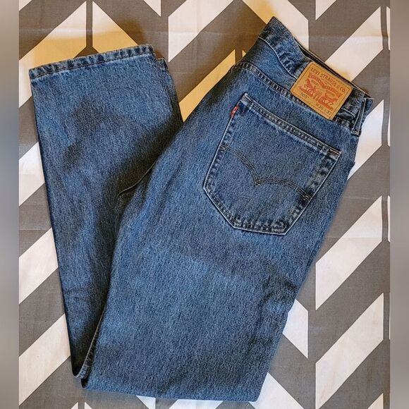 Levi's Other - Levis 505 Men Regular Fit Denim Jean W36 L32